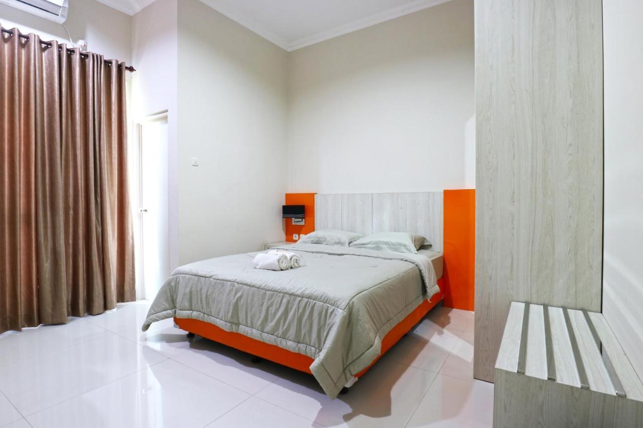 Velozip Kos Exclusive Apartment Surabaya Exterior foto